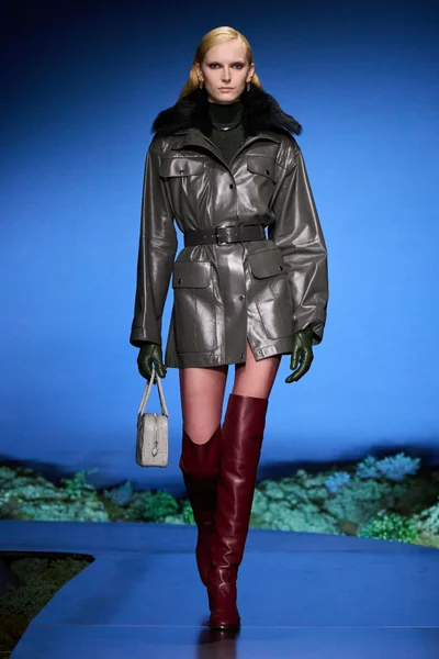 Look 59